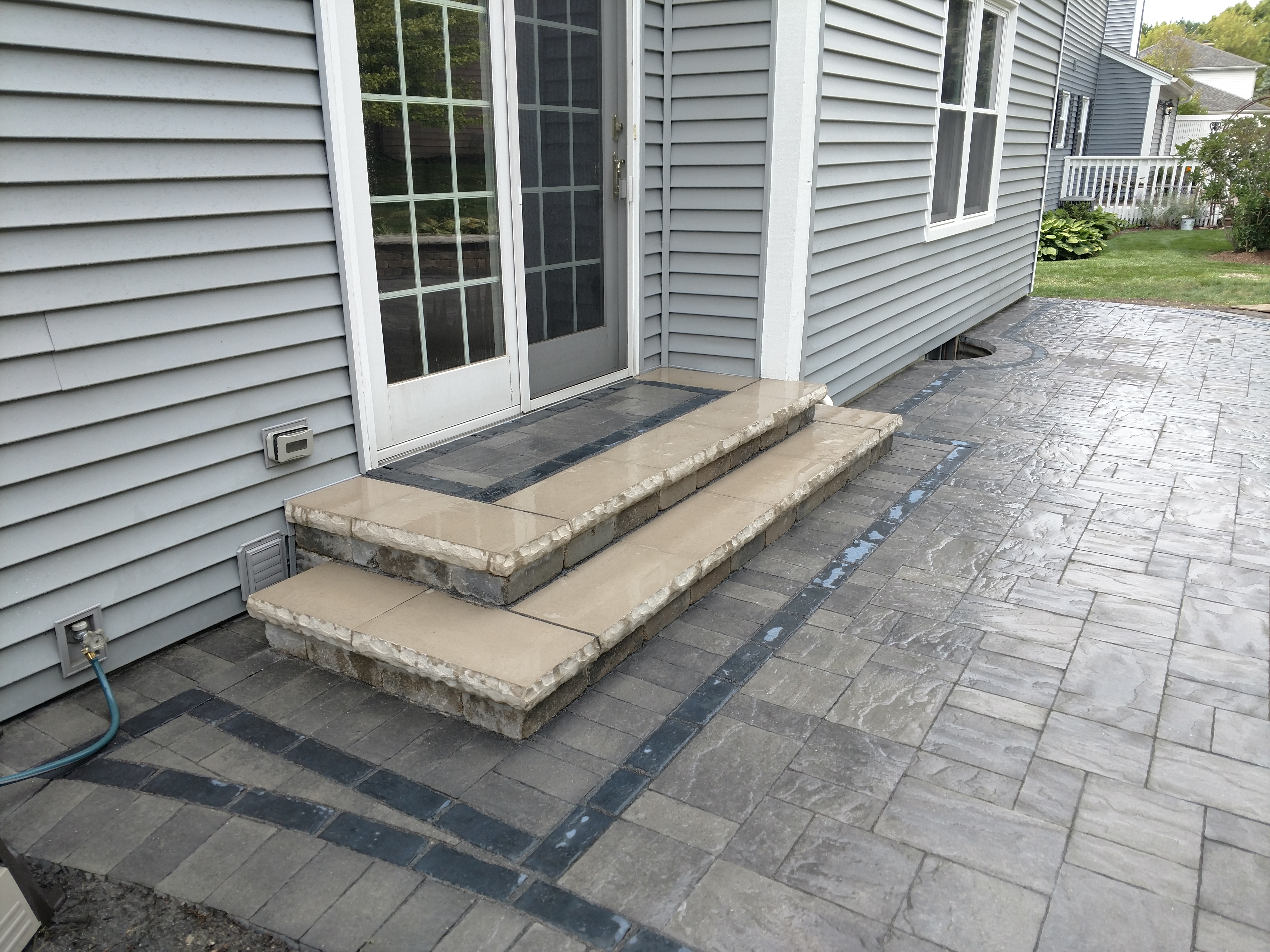 Back paver stoop, St. Charles, IL — B&L Landscape