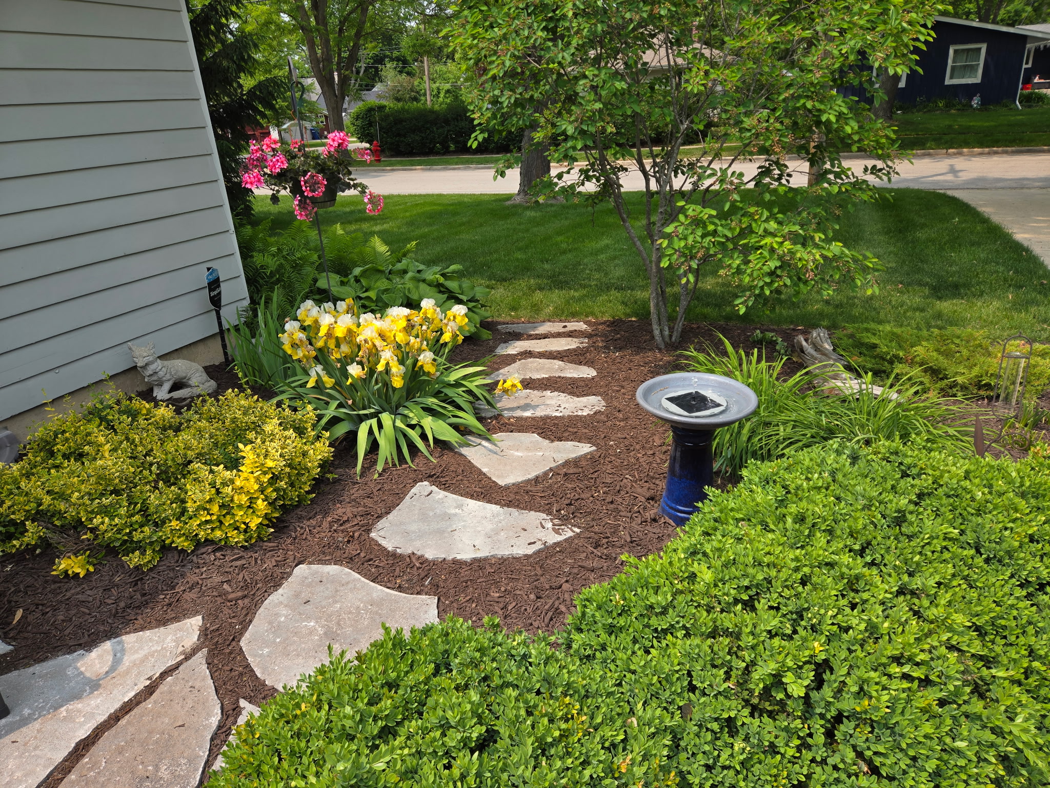 Flag stone stepper path, St. Charles, IL — B&L Landscape