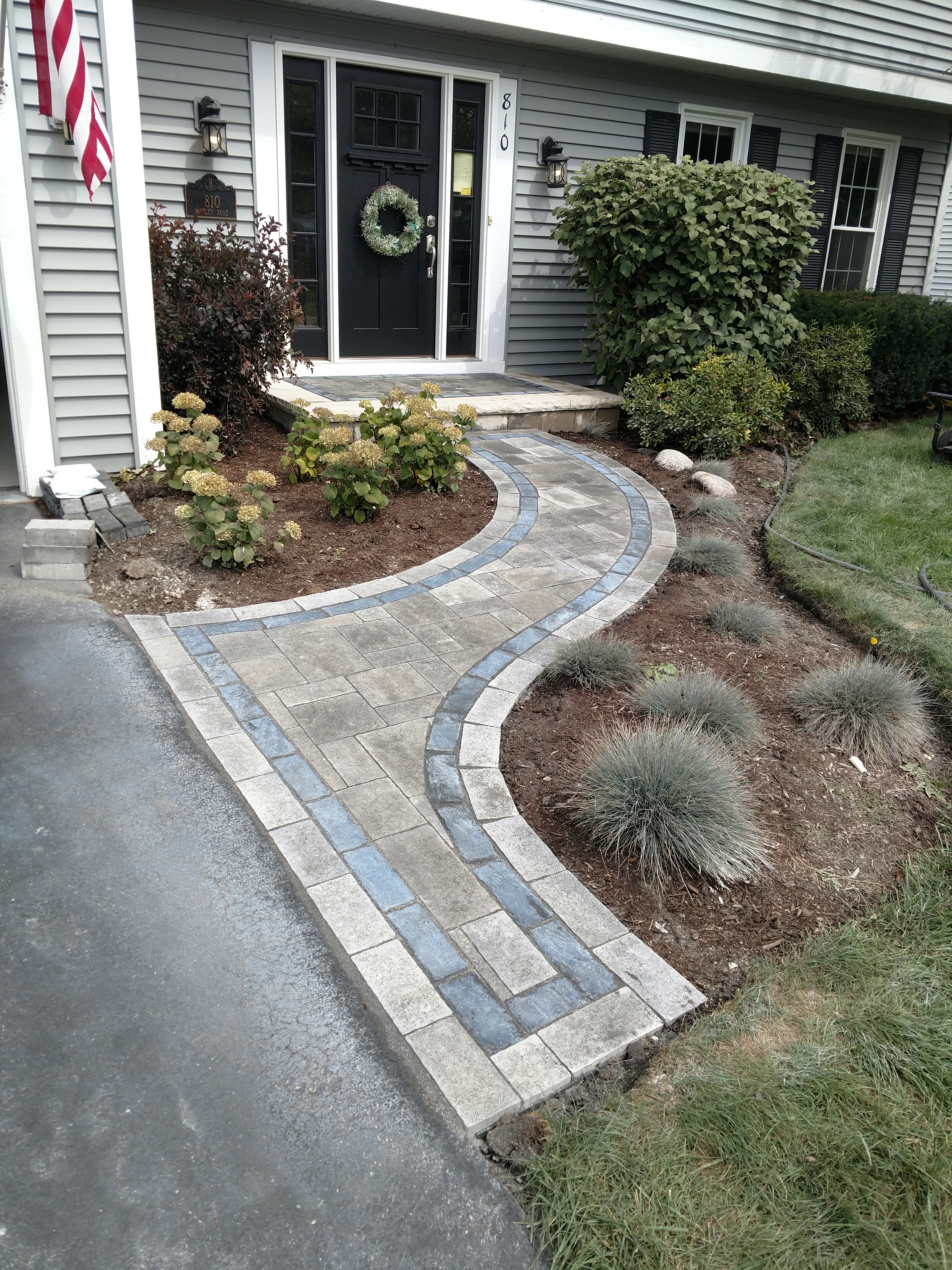 Small front paver walkway, St. Charles, IL — B&L Landscape